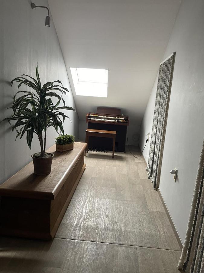 Vakantiewoning Bij De Jep Bilzen Esterno foto